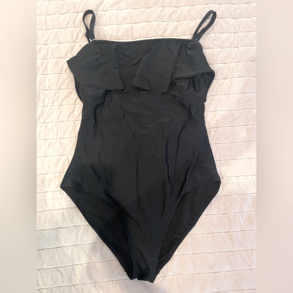Old Navy one piece swimsuit with removable straps - Picture 1 of 2